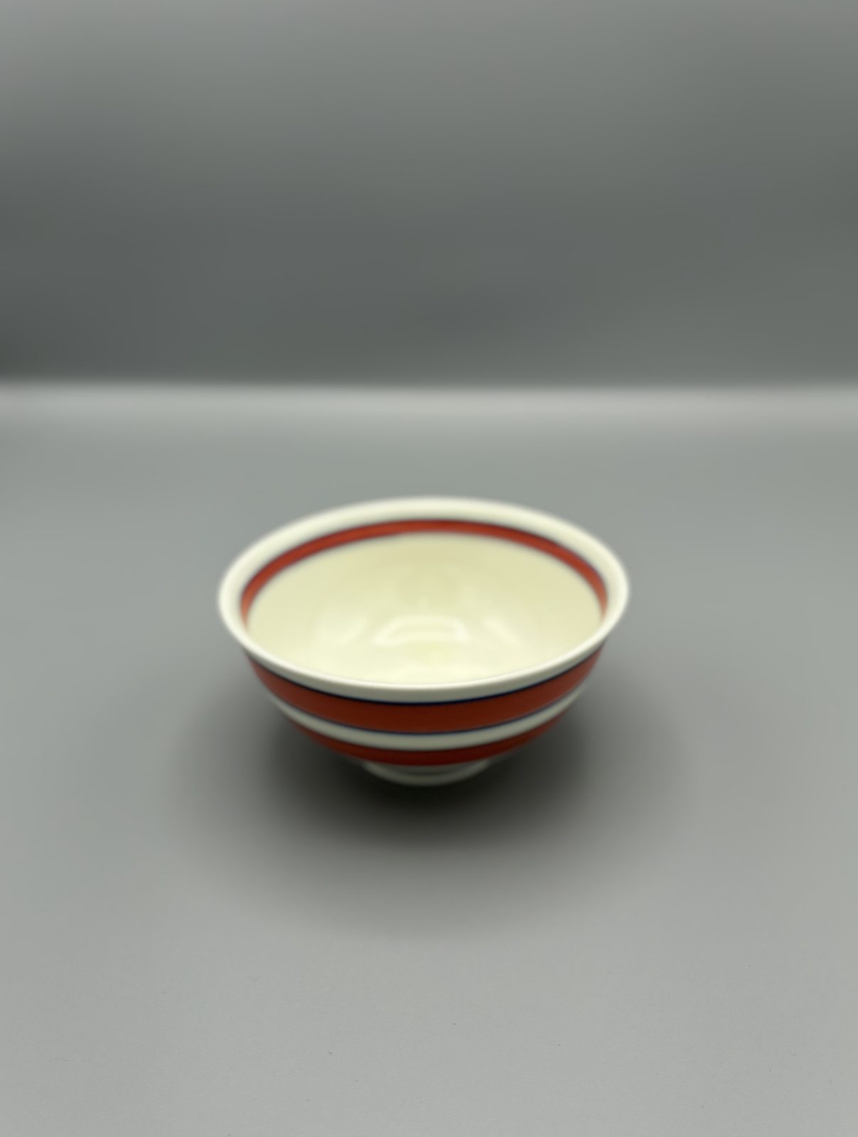 茶碗　朱と濃紺のストライプ柄　飯椀（2枚目）