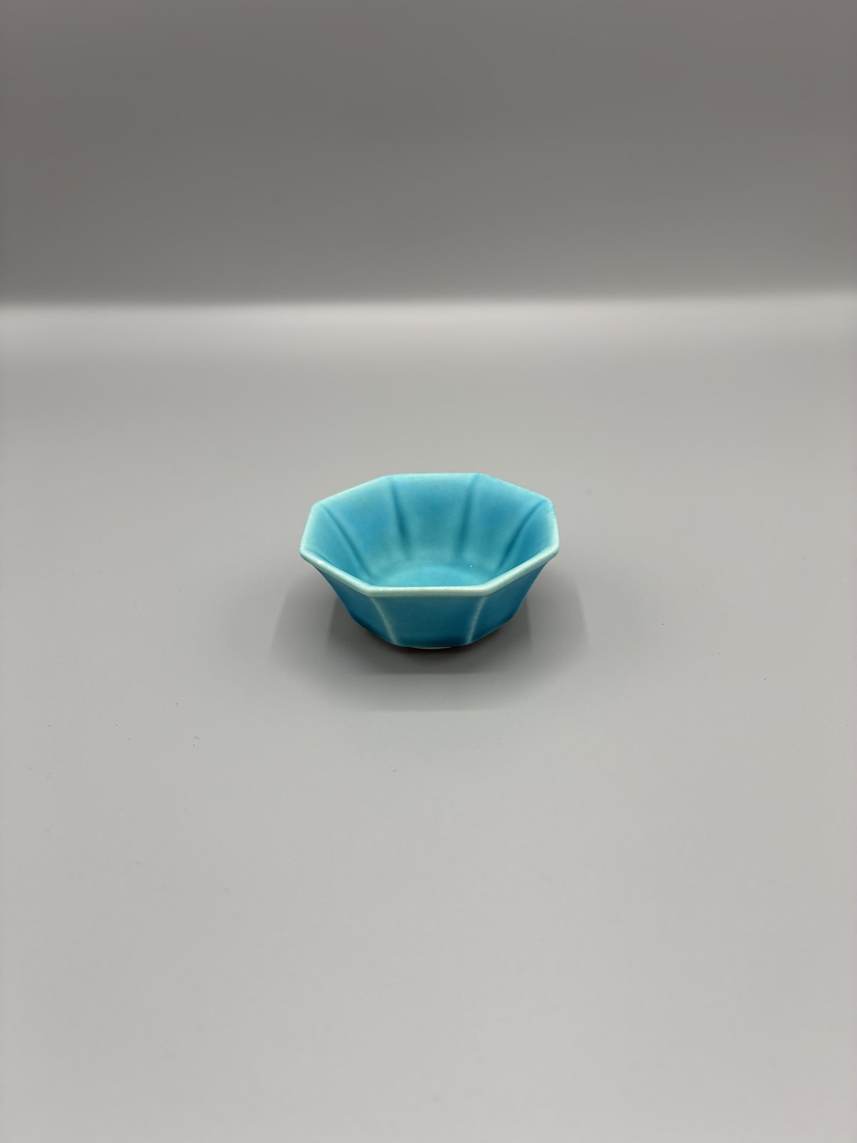 小鉢　水色　八角形（2枚目）