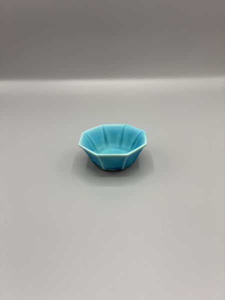 小鉢　水色　八角形（2枚目）