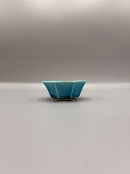 小鉢　水色　八角形