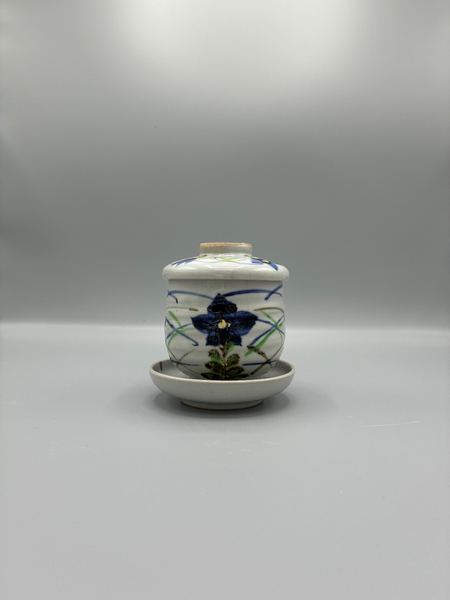 煎茶椀　蒸し椀　蓋付き　受け皿付き　金彩　花