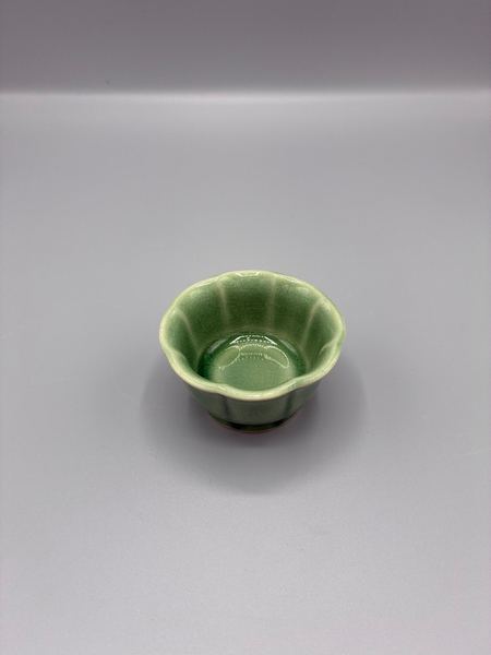 小鉢　緑　花型（2枚目）