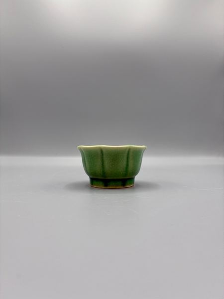 小鉢　緑　花型