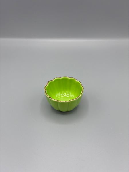 小鉢　緑　菊　金縁　足付き（2枚目）